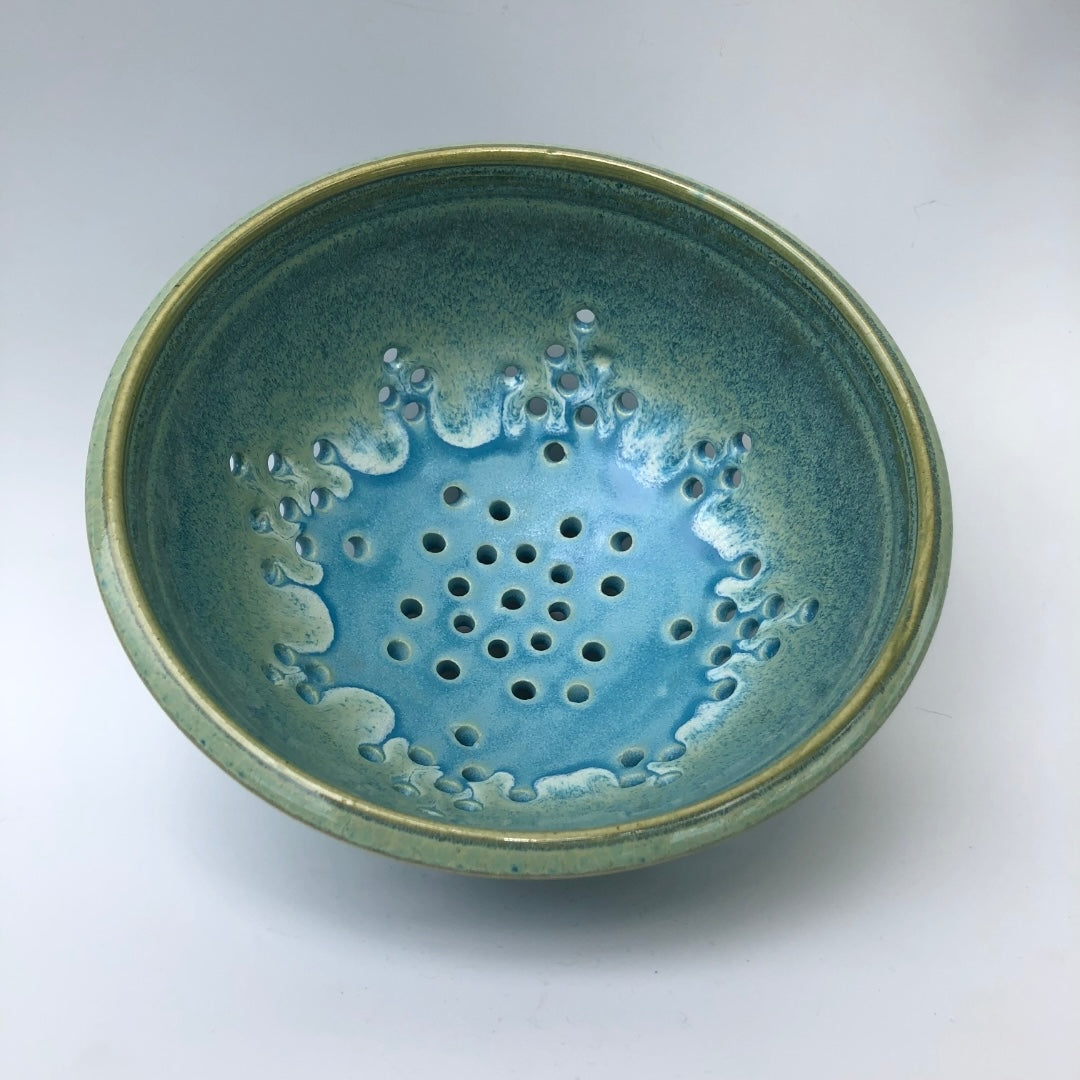 Pint Size Berry Bowl